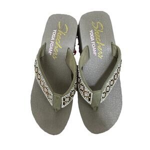 SKETCHERS Sandals Women’s Vinyasa Flip Flops Yoga Foam Rhinestone Brown Size 7